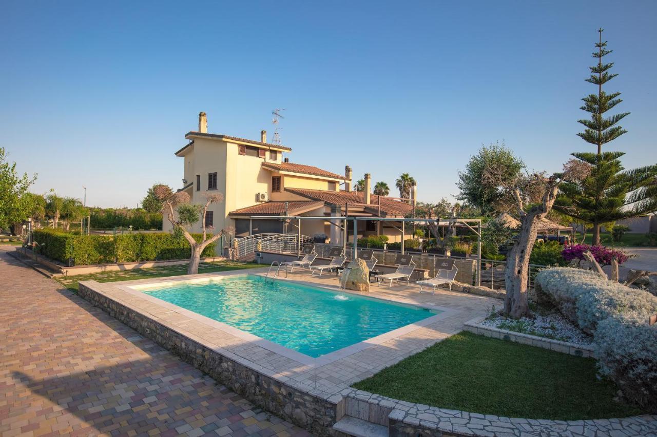 Bed & Breakfast Giardini Di Marzo Lecce Exterior photo