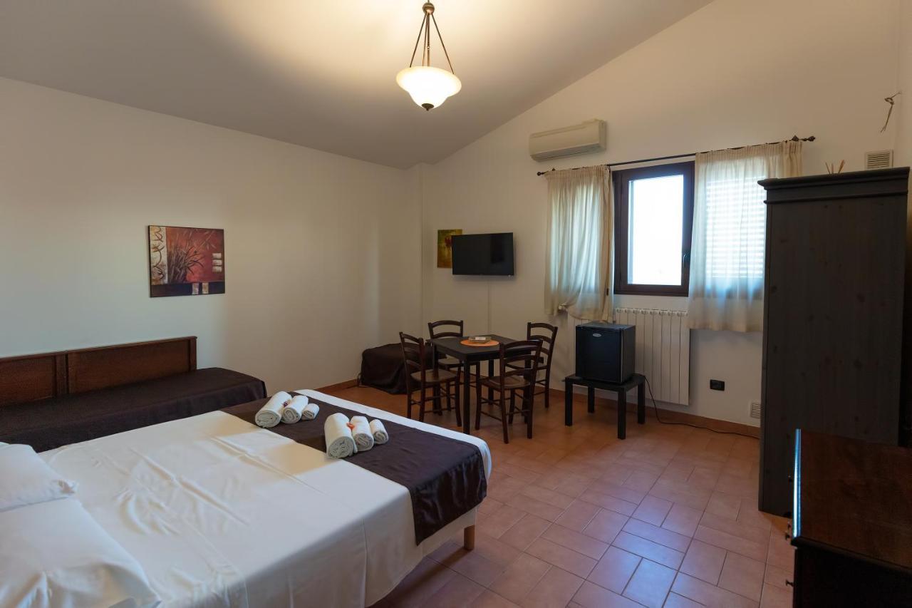 Bed & Breakfast Giardini Di Marzo Lecce Exterior photo