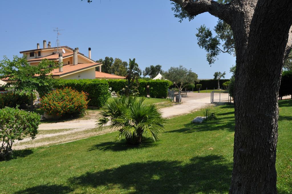 Bed & Breakfast Giardini Di Marzo Lecce Exterior photo