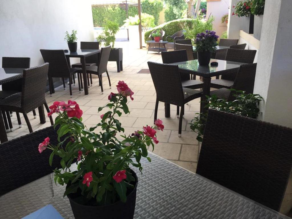 Bed & Breakfast Giardini Di Marzo Lecce Exterior photo