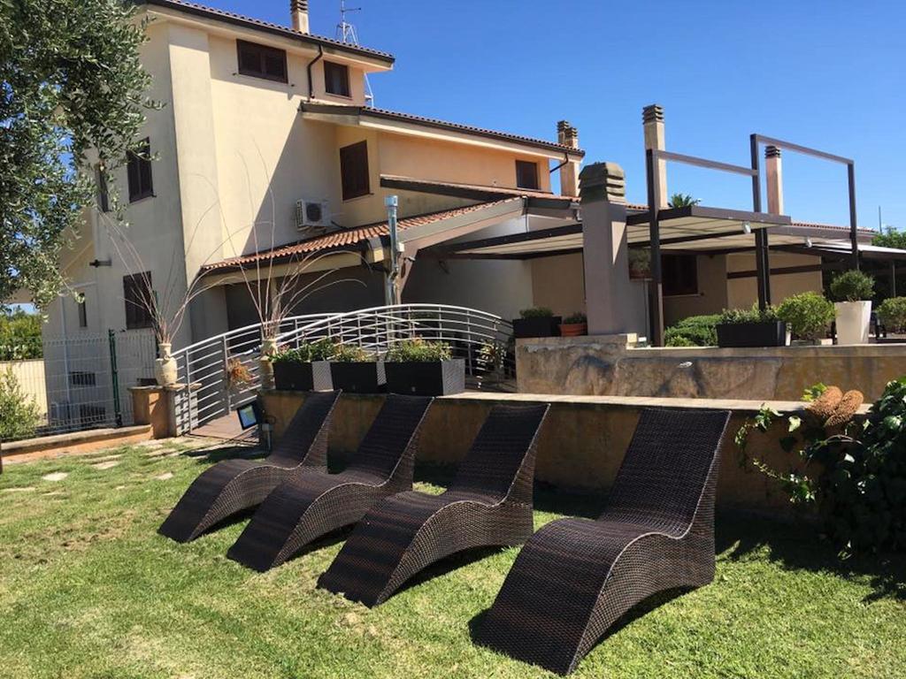 Bed & Breakfast Giardini Di Marzo Lecce Exterior photo