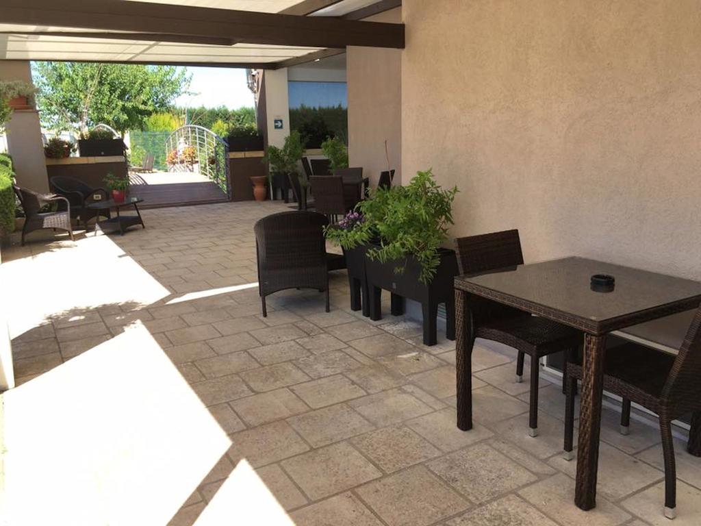 Bed & Breakfast Giardini Di Marzo Lecce Exterior photo