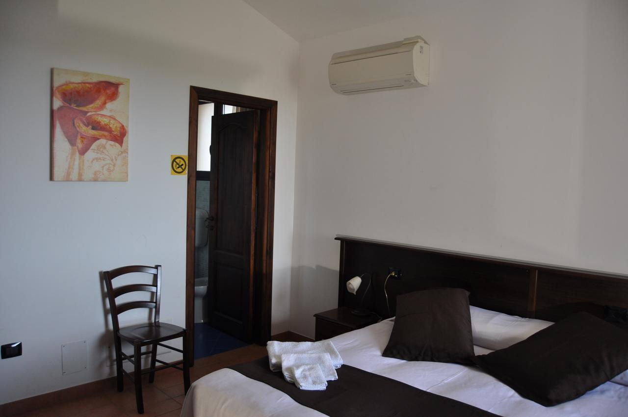 Bed & Breakfast Giardini Di Marzo Lecce Exterior photo